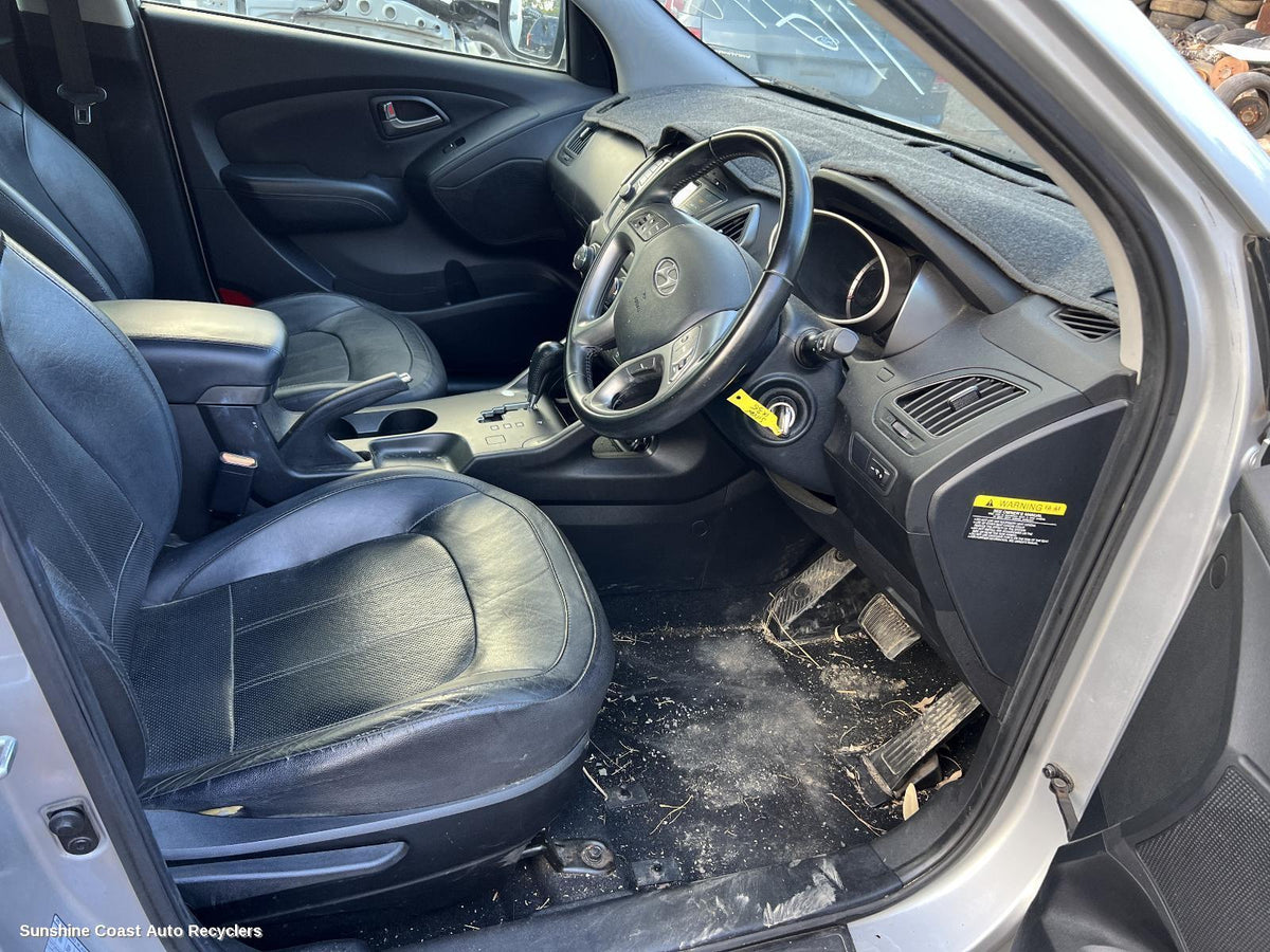 2009-2016 Hyundai Ix35 Courtesy Light