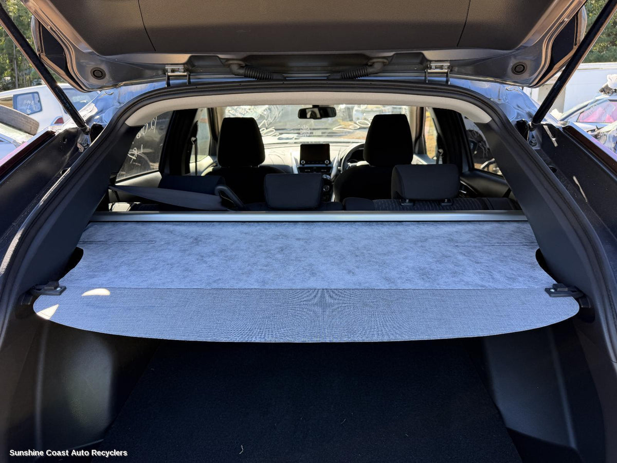 2017-2026 Mitsubishi Eclipse Cross Parcel Shelf Cargo Blind