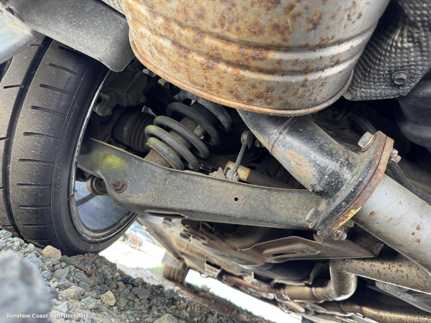2010 Holden Commodore Left Driveshaft