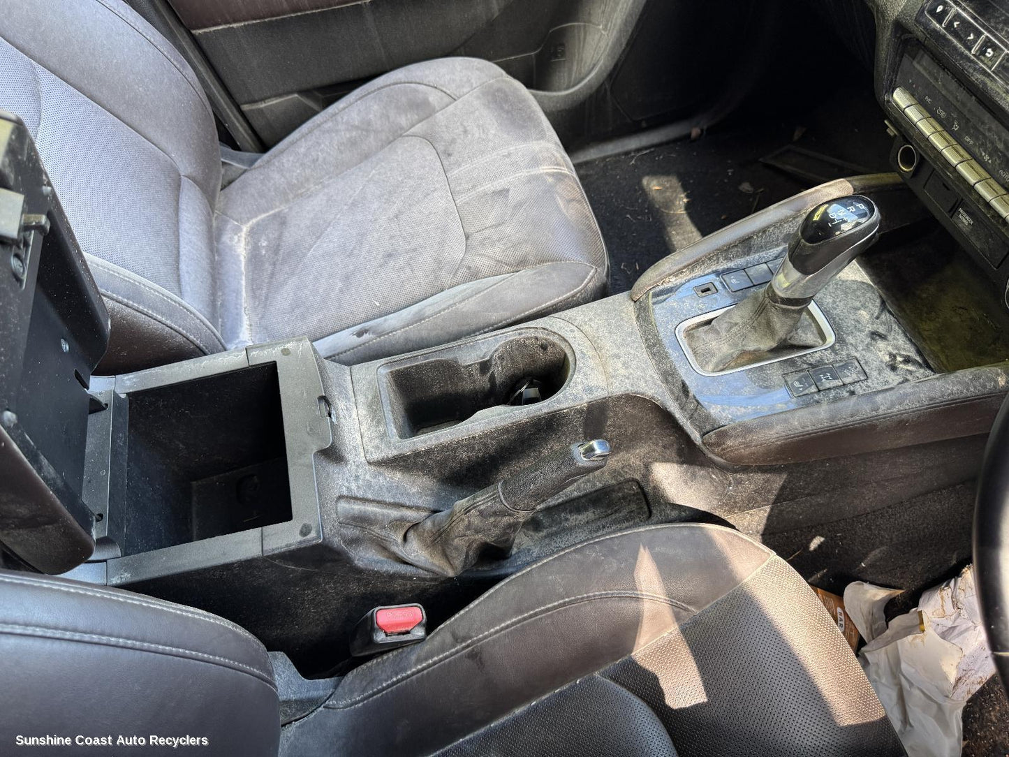 2020-2026 Mazda Bt50 Console