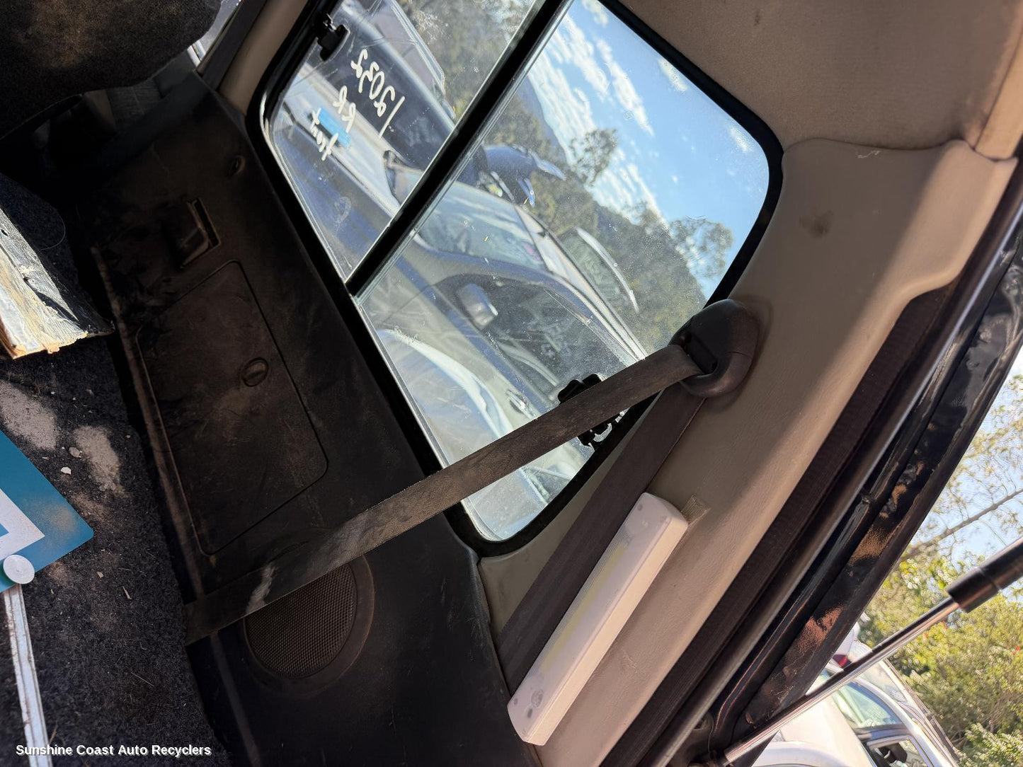 1990-1998 Toyota Landcruiser Seatbelt Stalk