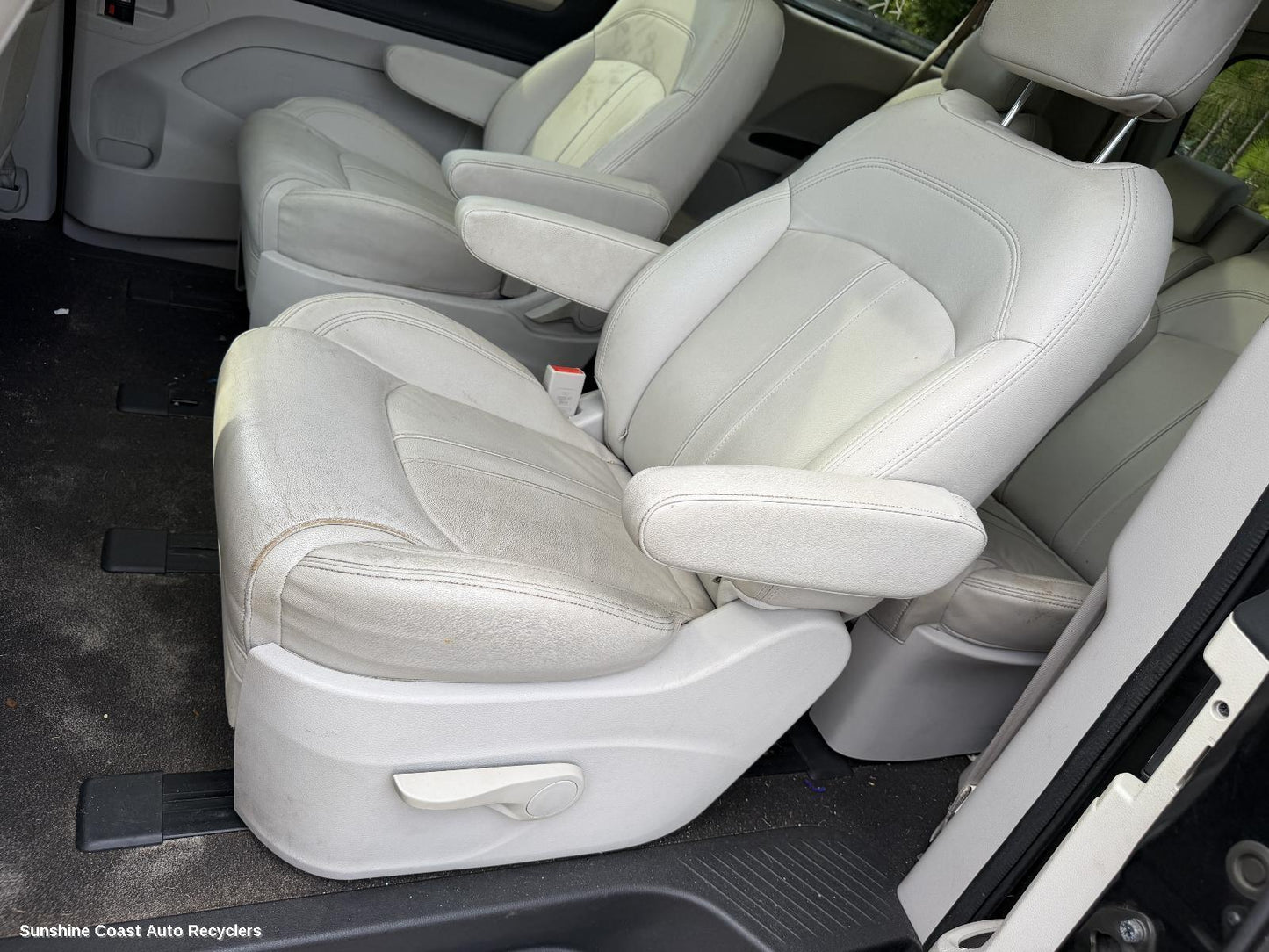 2015-2022 Ldv G10 Seatbelt Stalk