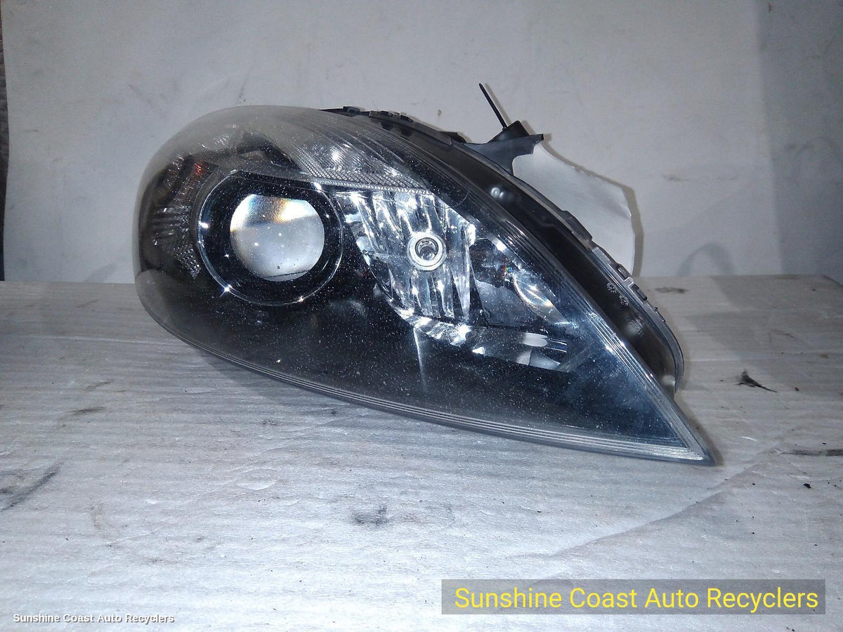 2013-2019 Volvo S40 Right Headlamp