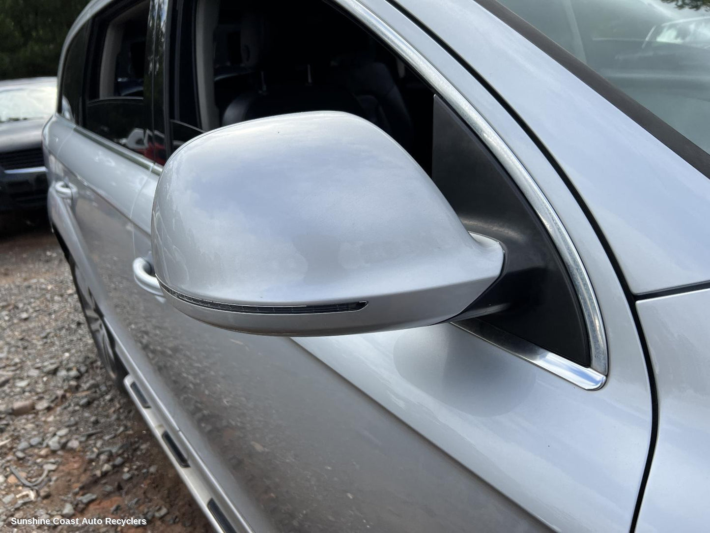 2009 Audi Q7 Right Door Mirror