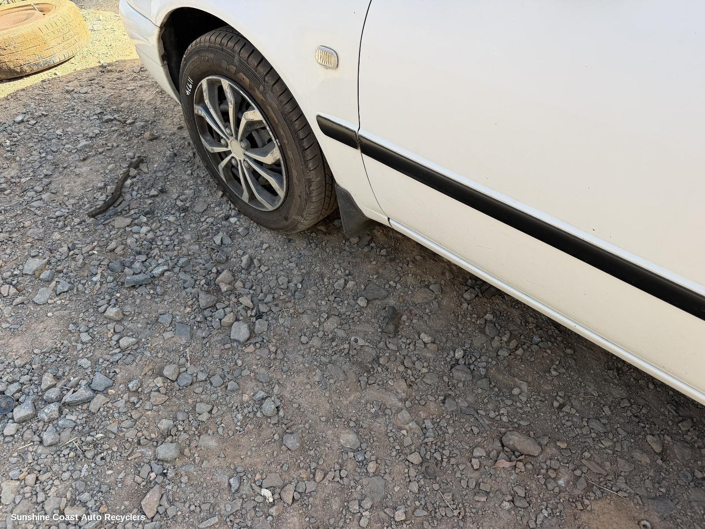 1998-2001 Toyota Corolla Mud Flaps