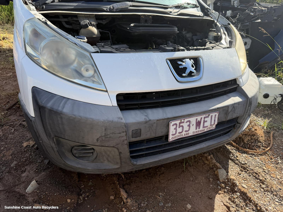 2008-2015 Peugeot Expert Front Bumper