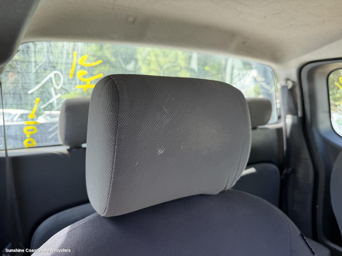 2005-2015 Nissan Navara Headrest