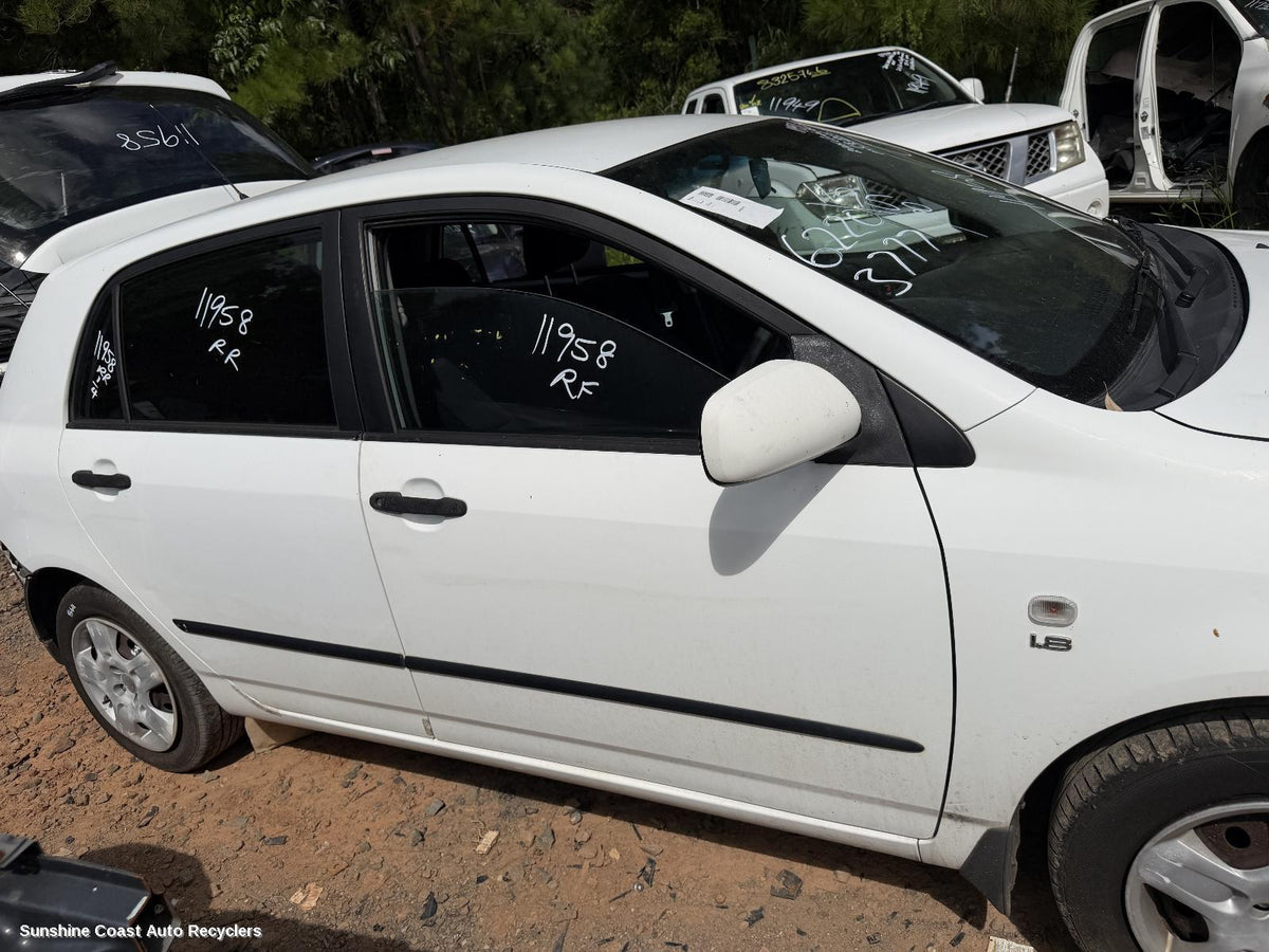 2001-2007 Toyota Corolla Right Front Door