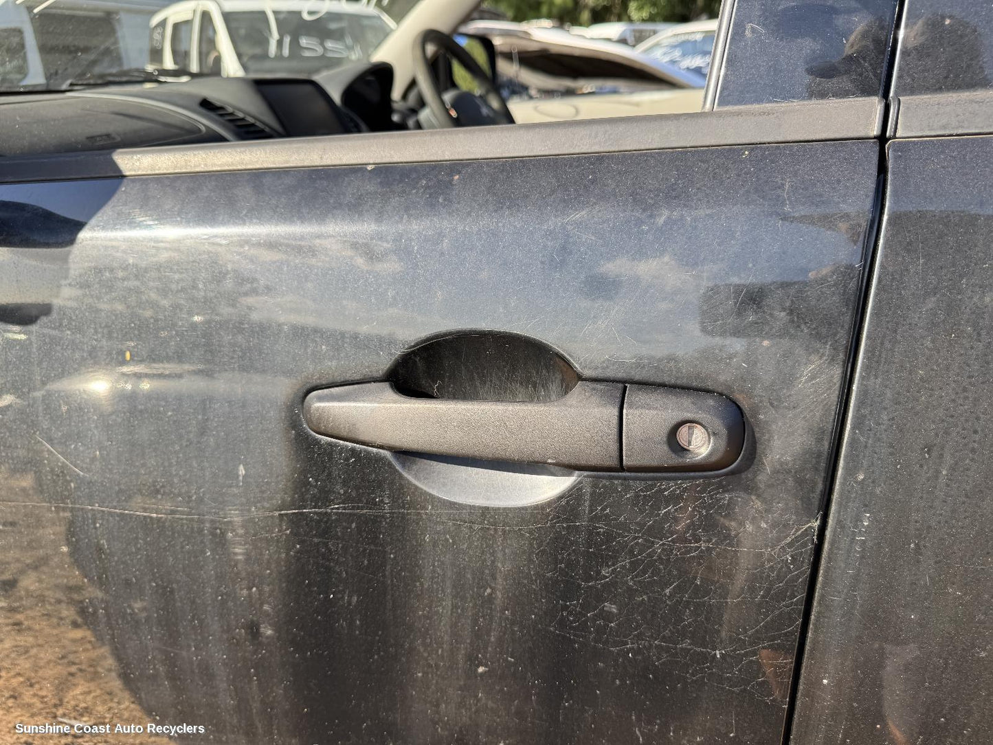 2008 Mitsubishi Triton Door Handle