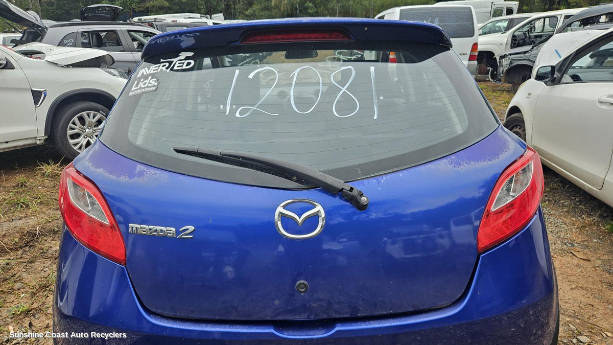 2007-2014 Mazda 2 High Level Stoplight