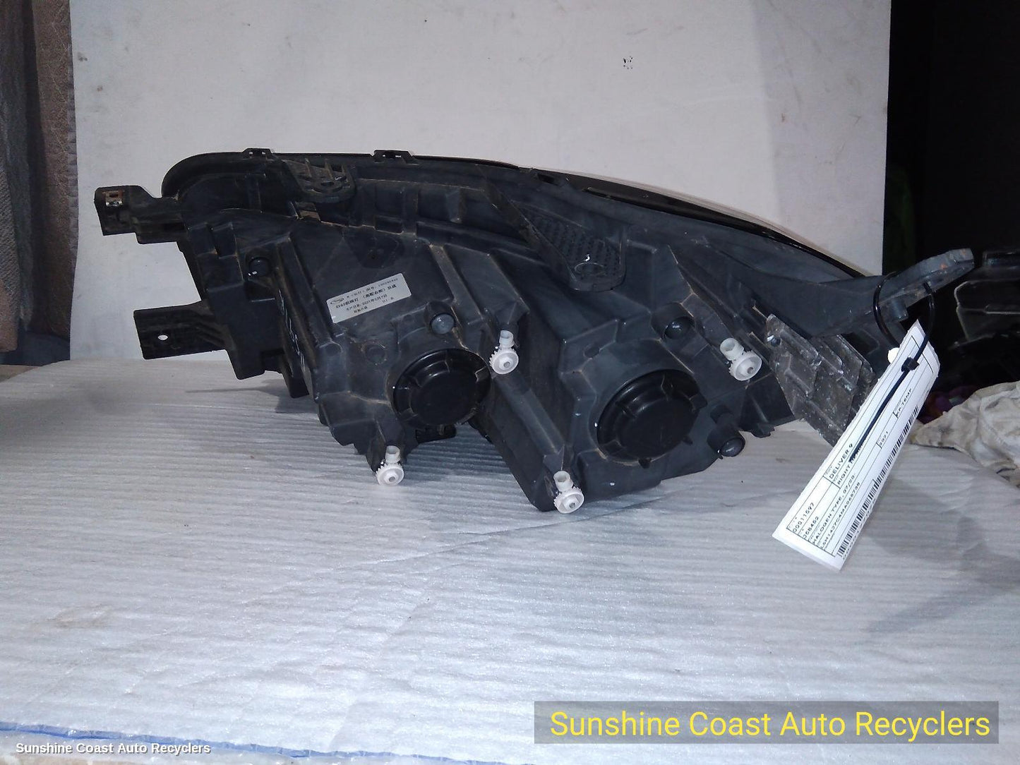 2020-2026 Ldv Deliver 9 Right Headlamp