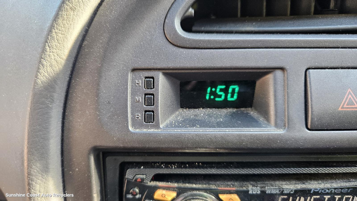 2000-2003 Hyundai Elantra Clock