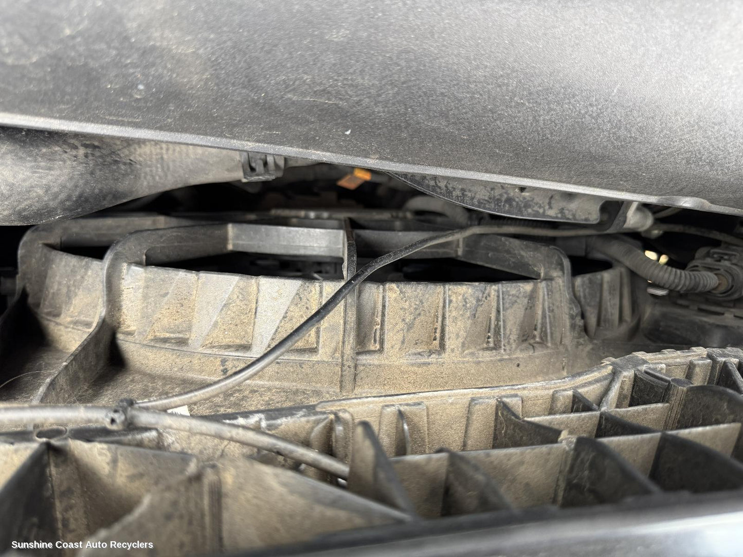 2011 Hyundai Santa Fe Fan