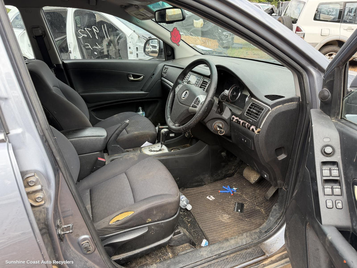 2011-2019 Ssangyong Korando Speaker