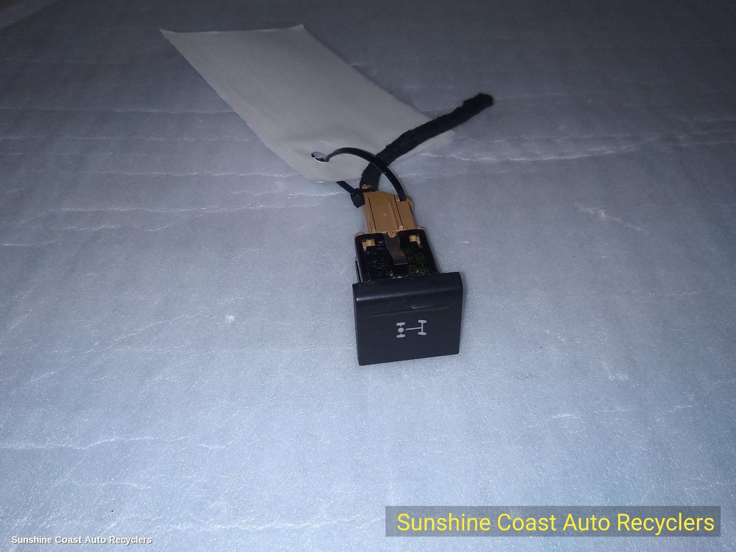 2011 Volkswagen Amarok Misc Switch Relay