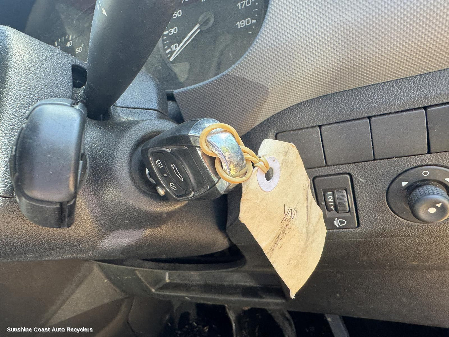 2013 Peugeot Partner Ignition W  Key