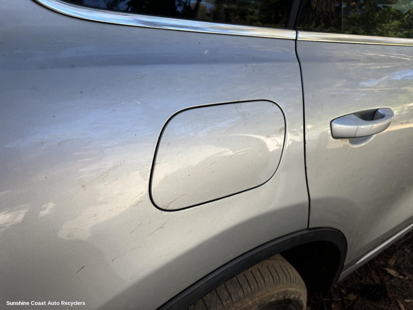 2011 Volkswagen Touareg Fuel Door   Filler