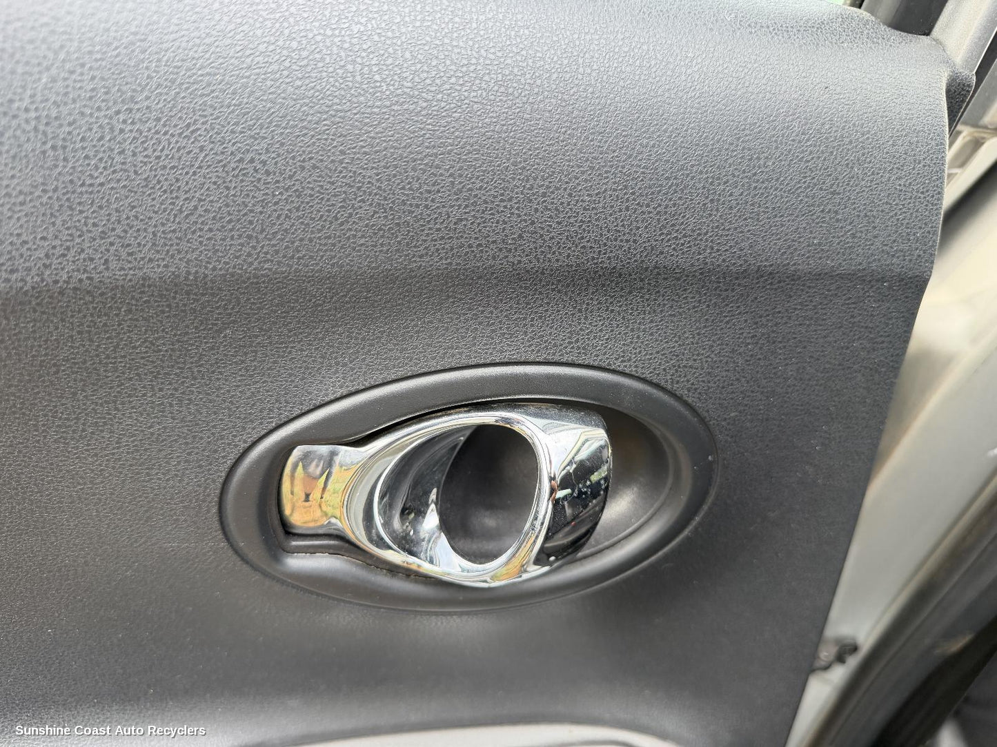 2014 Nissan Juke Door Handle