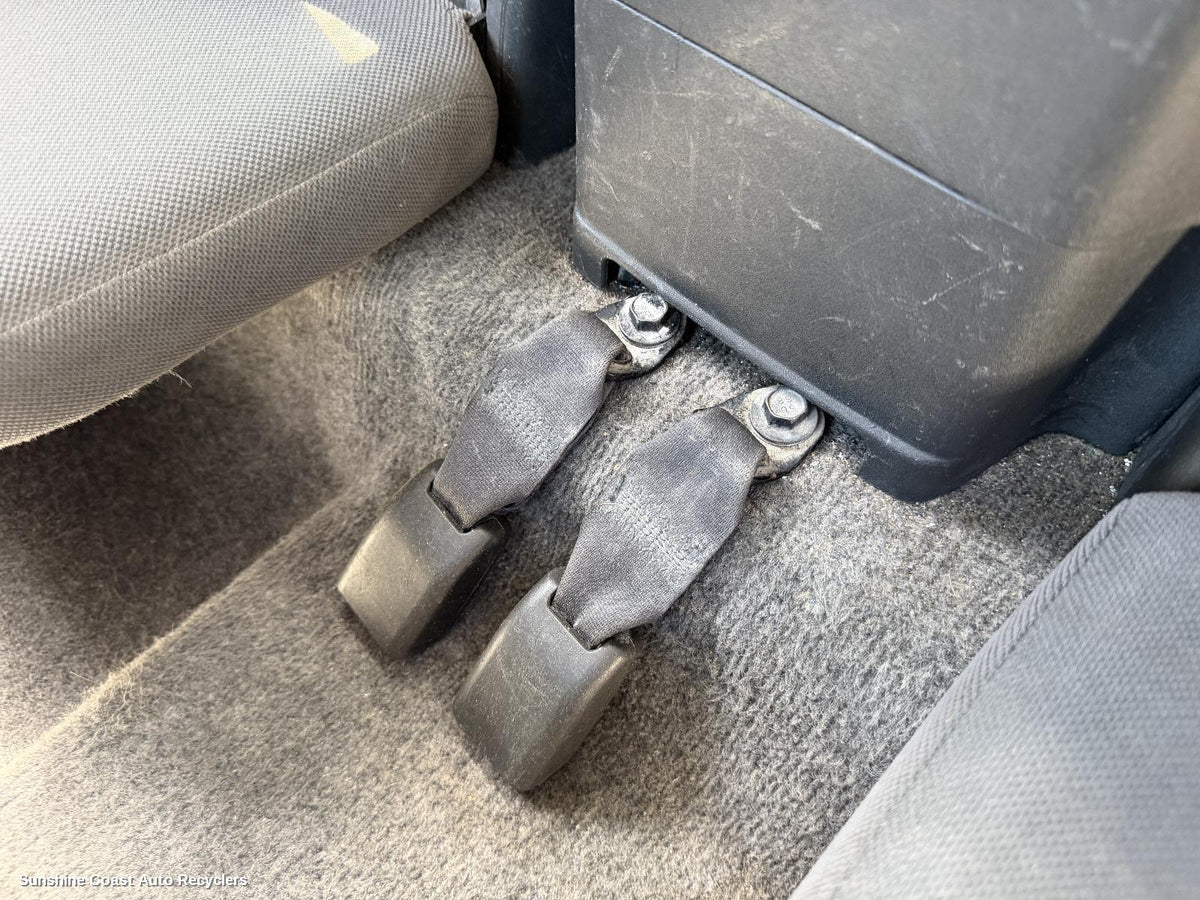 2008-2015 Nissan Navara Seatbelt Stalk