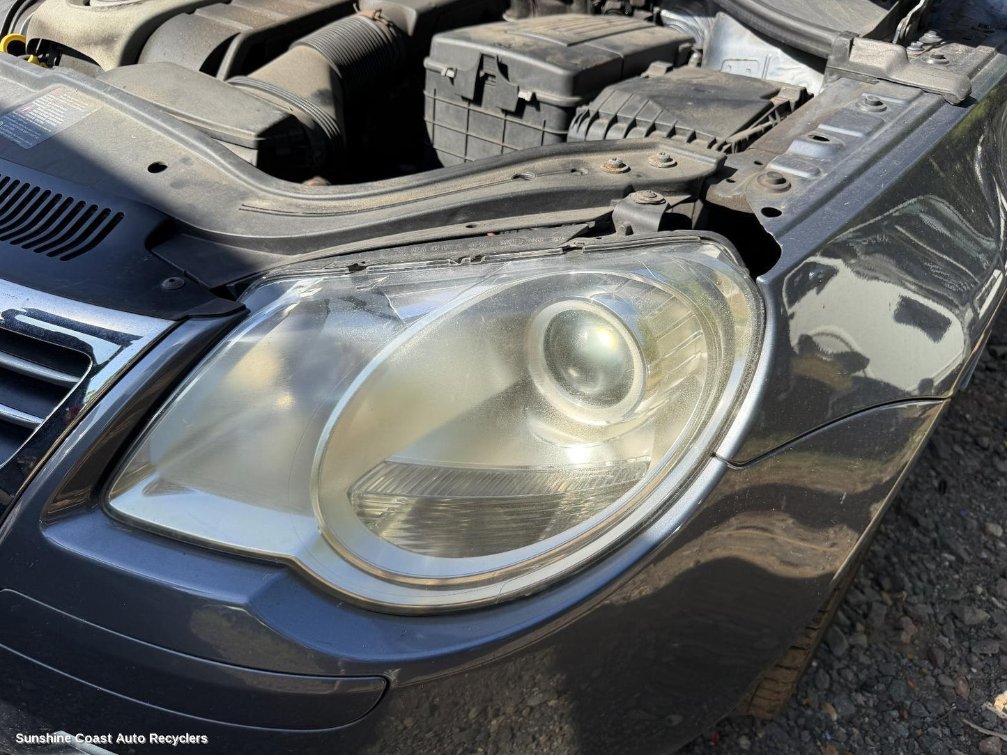 2007-2011 Volkswagen Eos Left Headlamp