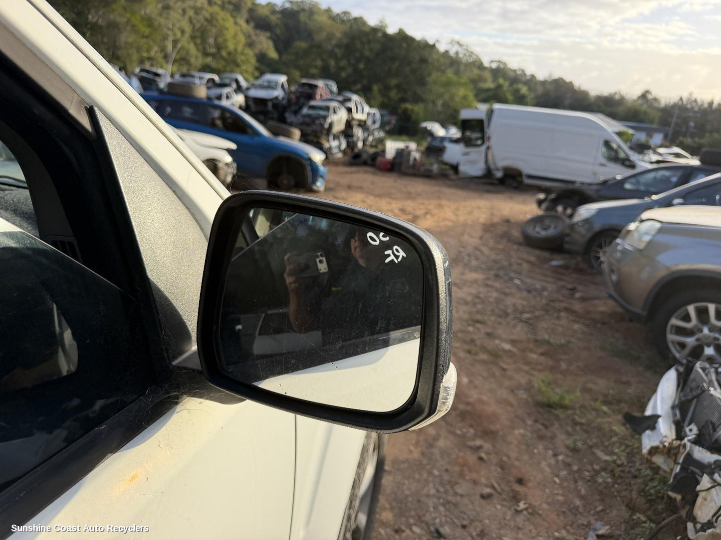 2007-2010 Nissan Pathfinder Right Door Mirror