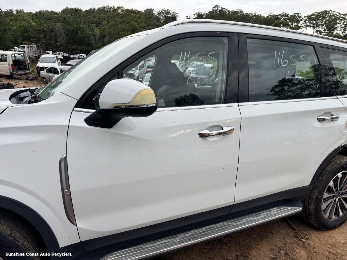 2017-2025 Ldv D90 Left Front Door