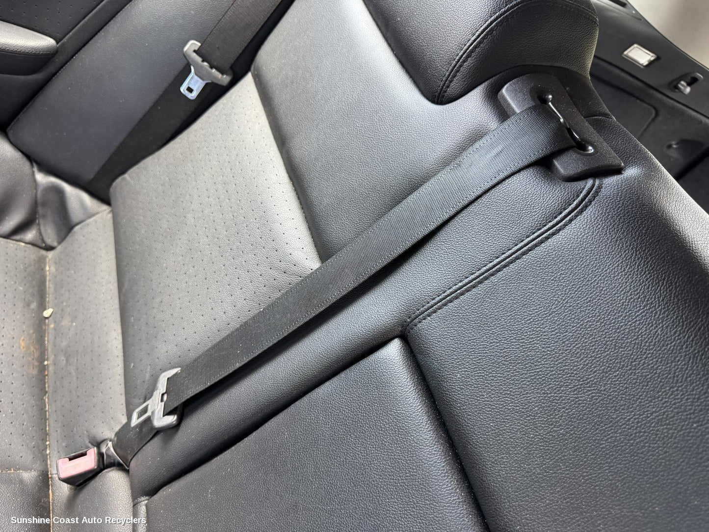 2010 Holden Commodore Seatbelt Stalk