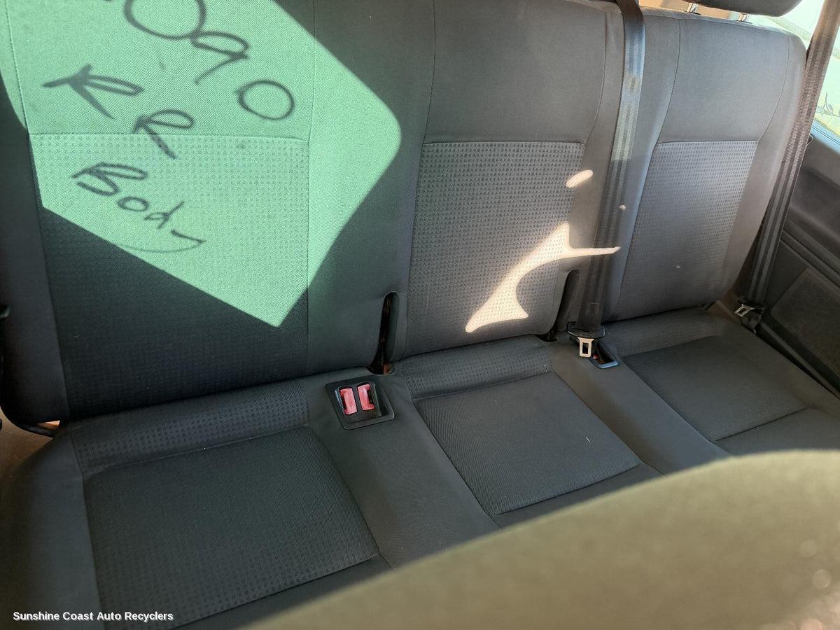 2004-2015 Volkswagen Transporter 3rd Seat
