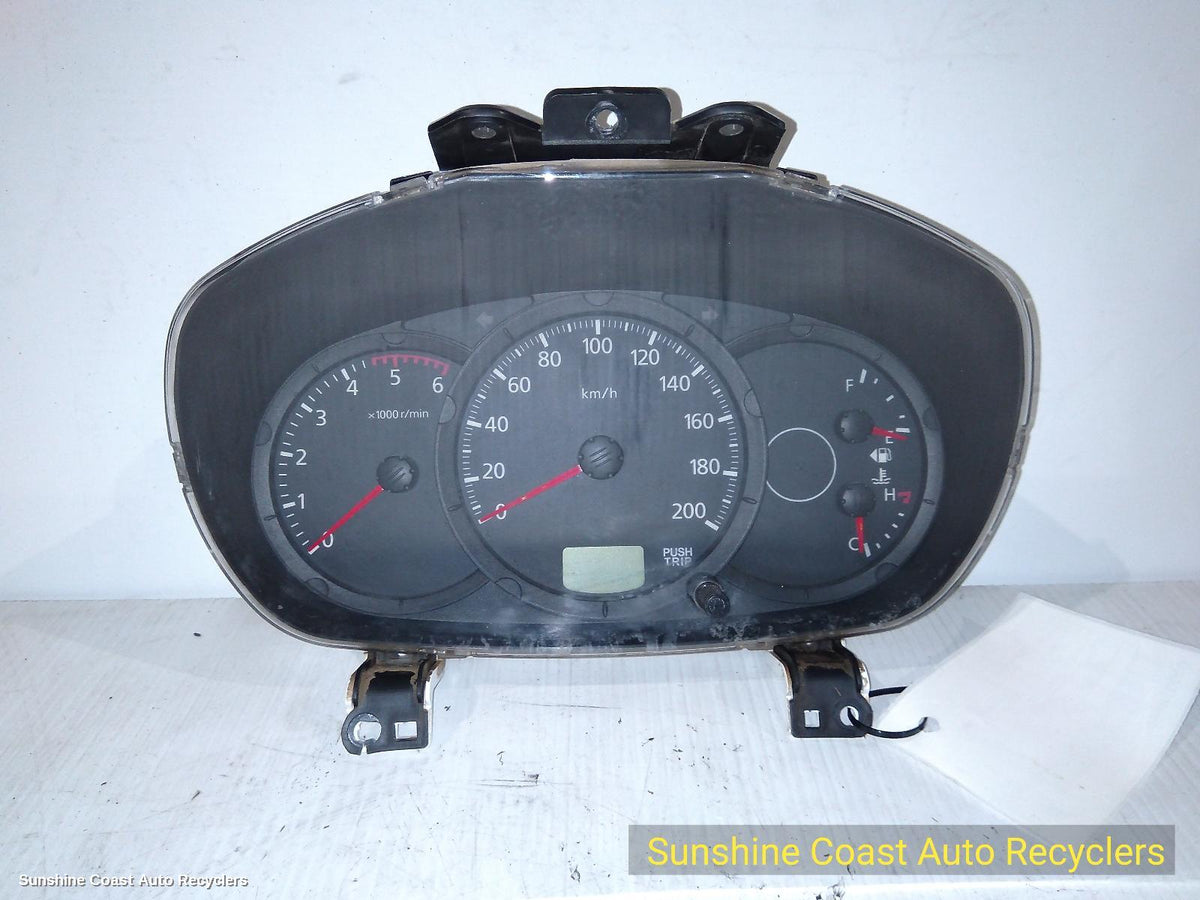 2009-2015 Mitsubishi Triton Instrument Cluster