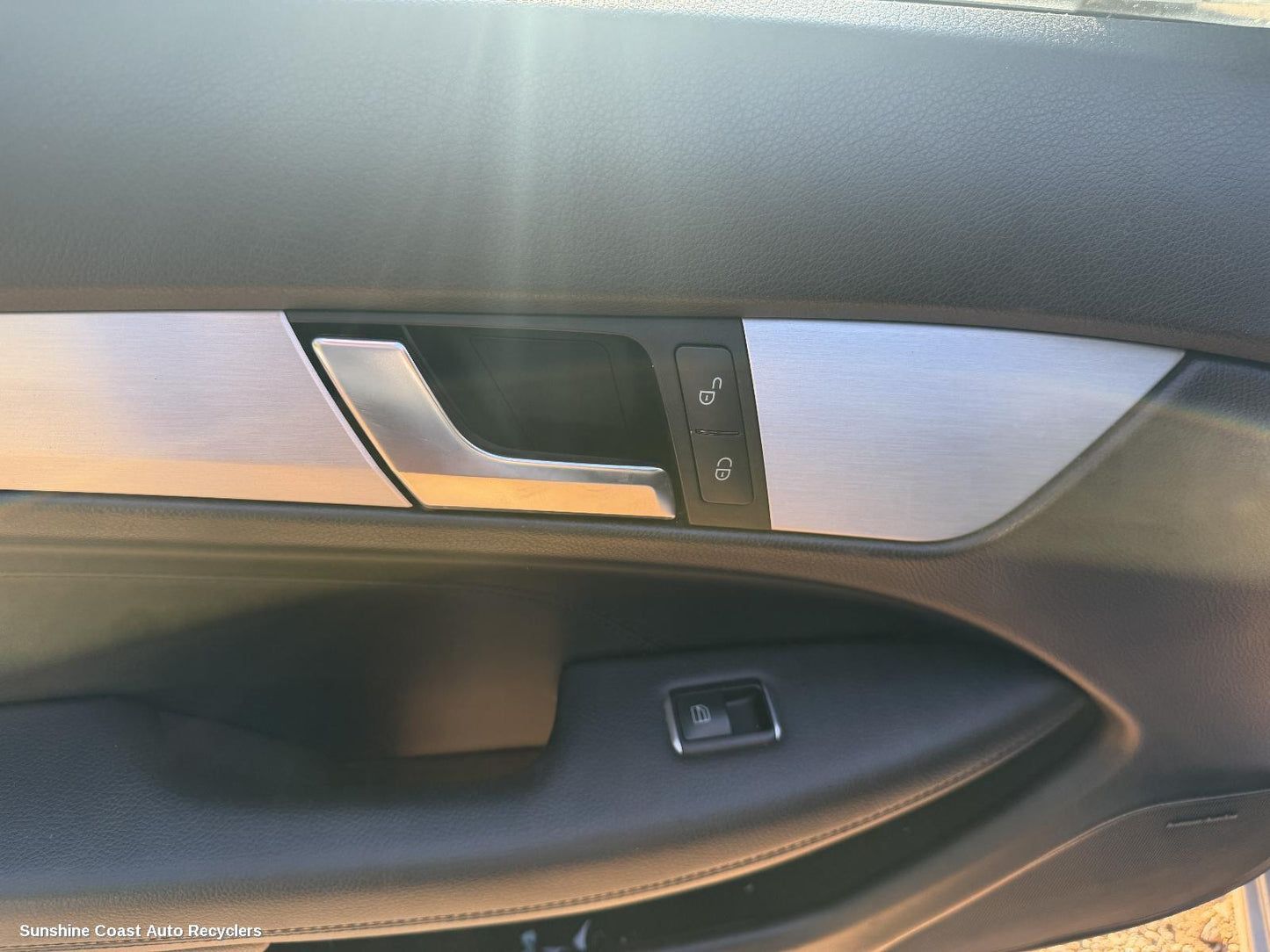 2011-2015 Mercedes C Class Door Trim
