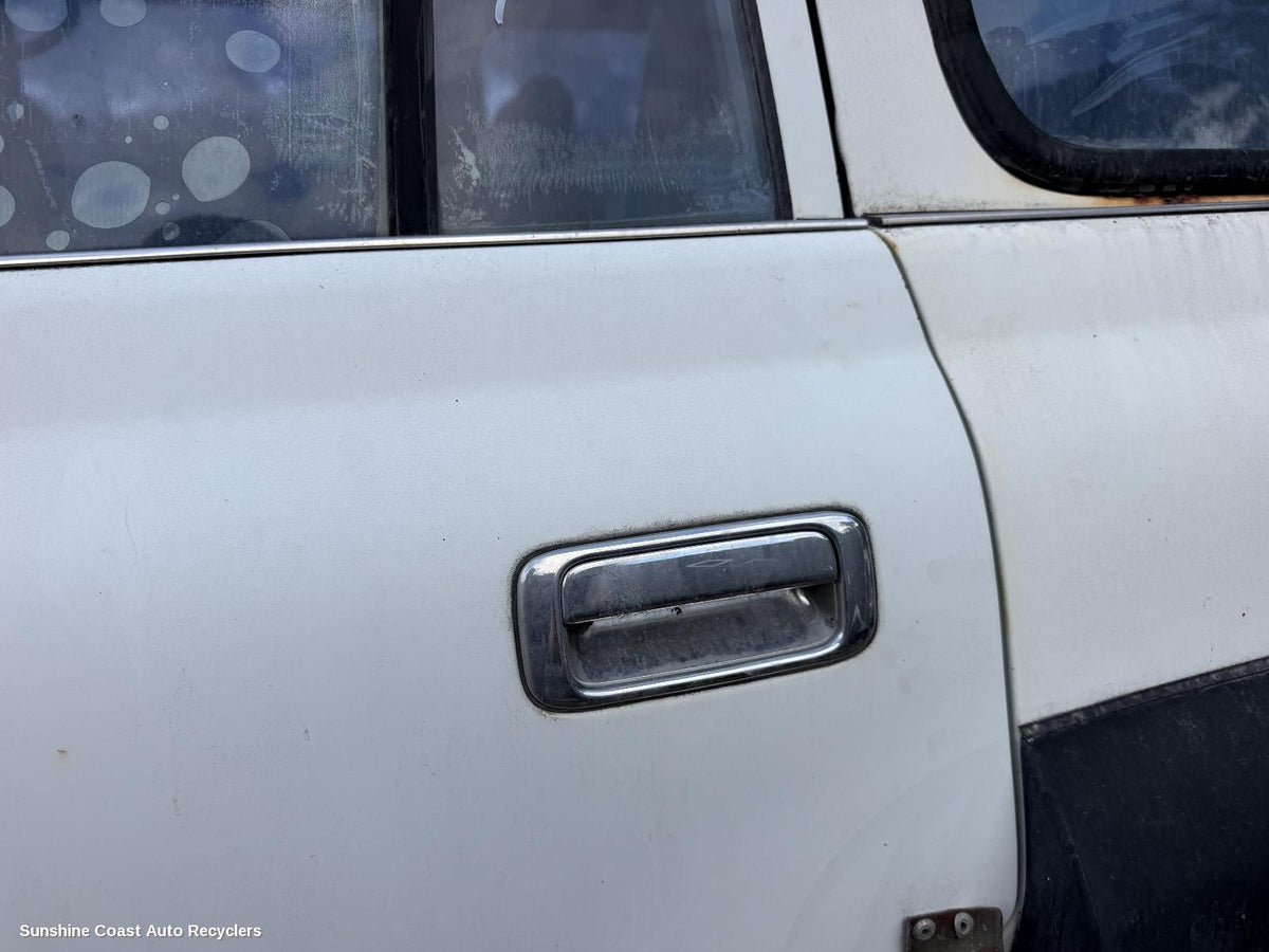 1990-1998 Toyota Landcruiser Door Handle