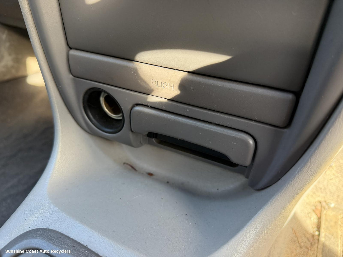 1998-2001 Toyota Corolla Ashtray