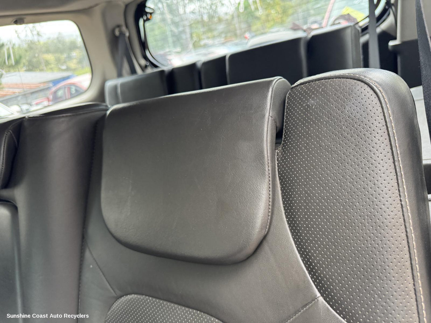 2010 Nissan Pathfinder Headrest