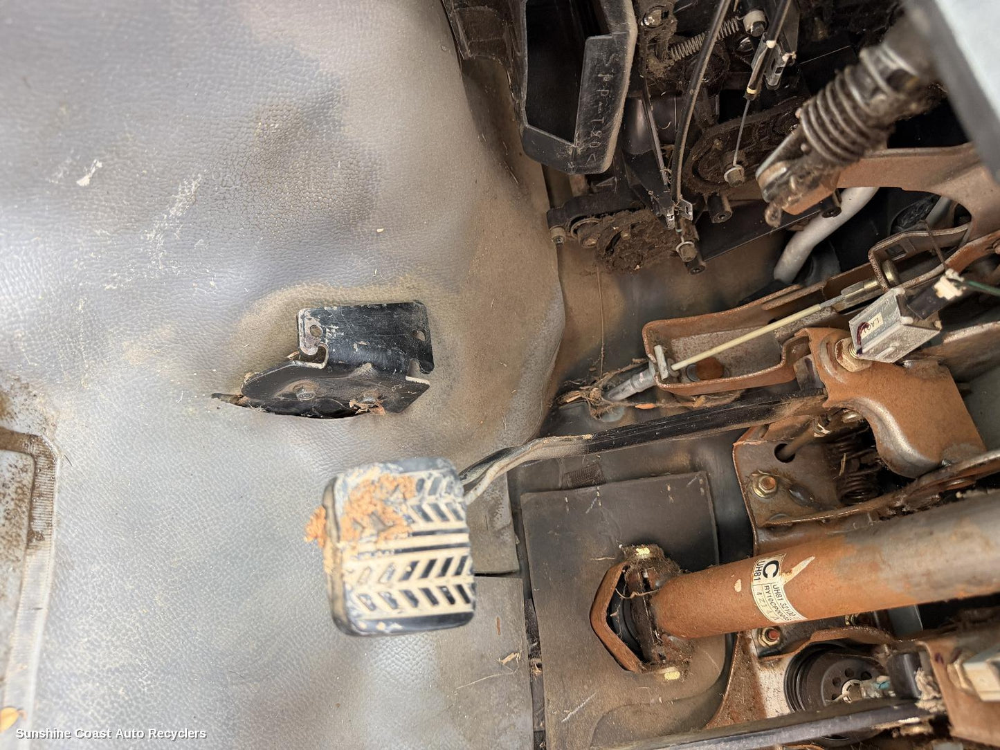 1999-2006 Ford Courier Pedal Assembly