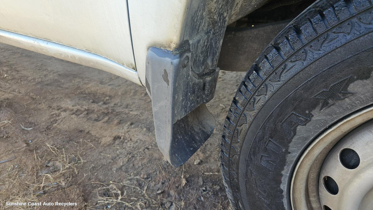 2006-2015 Mitsubishi Triton Mud Flaps