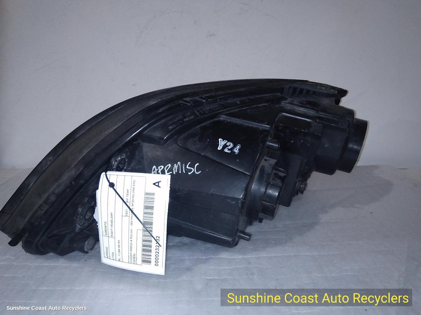 2007 Kia Sorento Right Headlamp