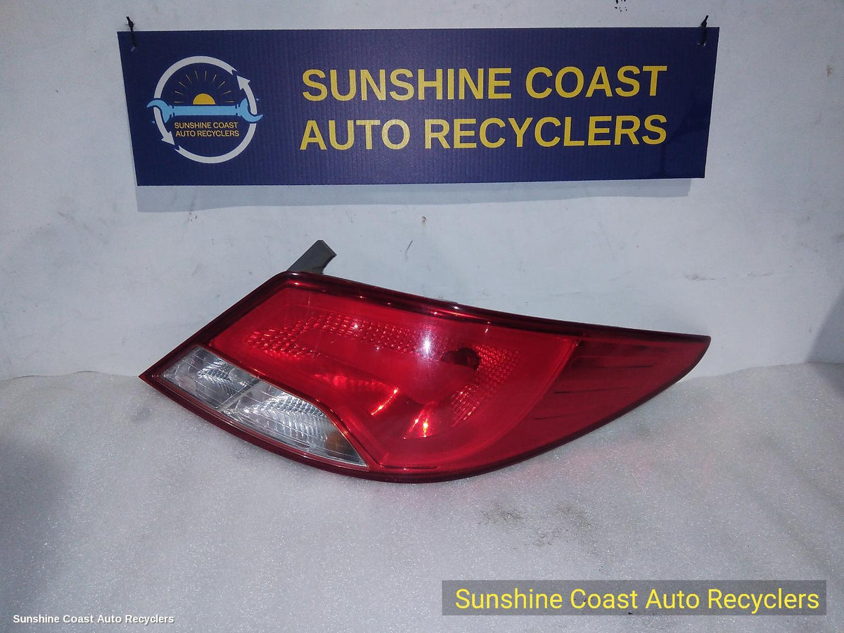 2014-2019 Hyundai Accent Right Taillight