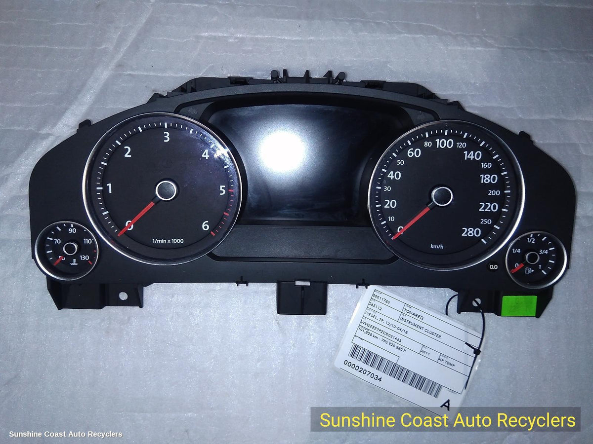 2010-2018 Volkswagen Touareg Instrument Cluster
