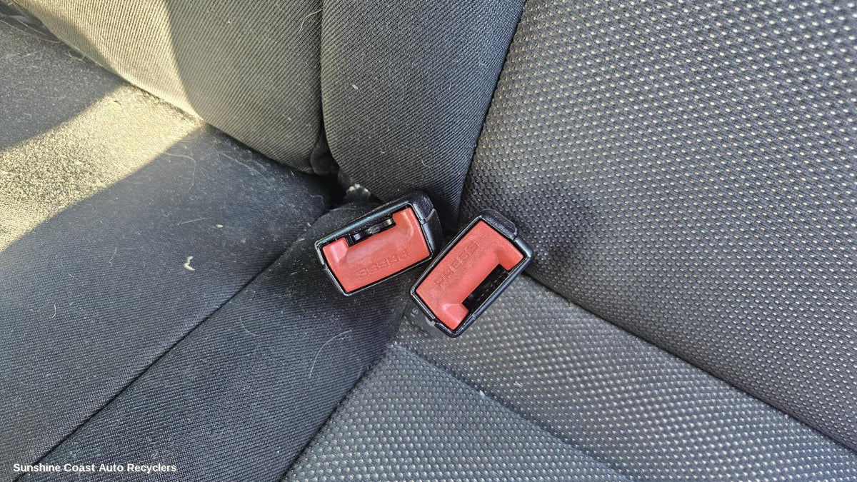 2011-2015 Skoda Fabia Seatbelt Stalk