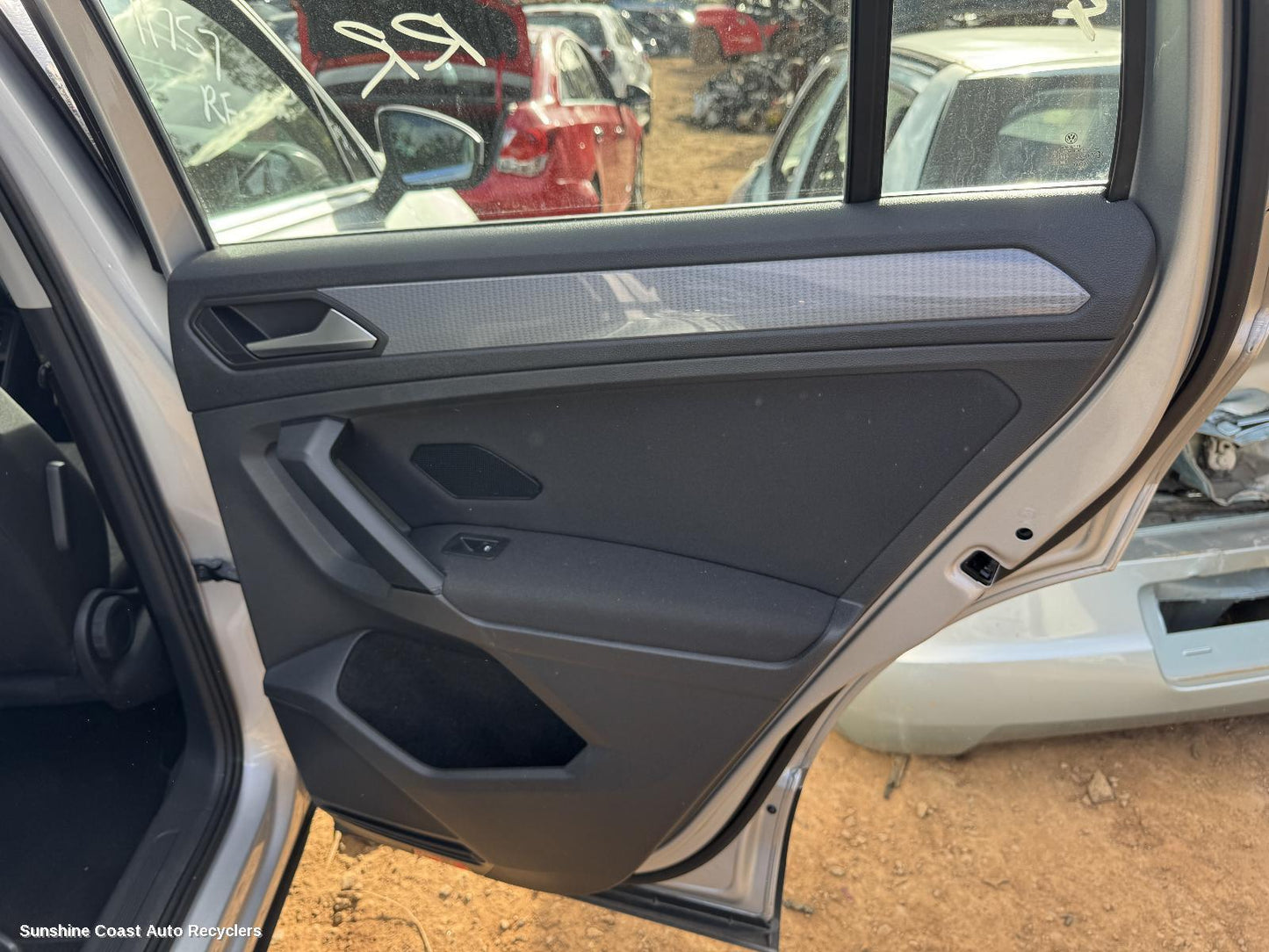 2022 Volkswagen Tiguan Pwr Dr Wind Switch