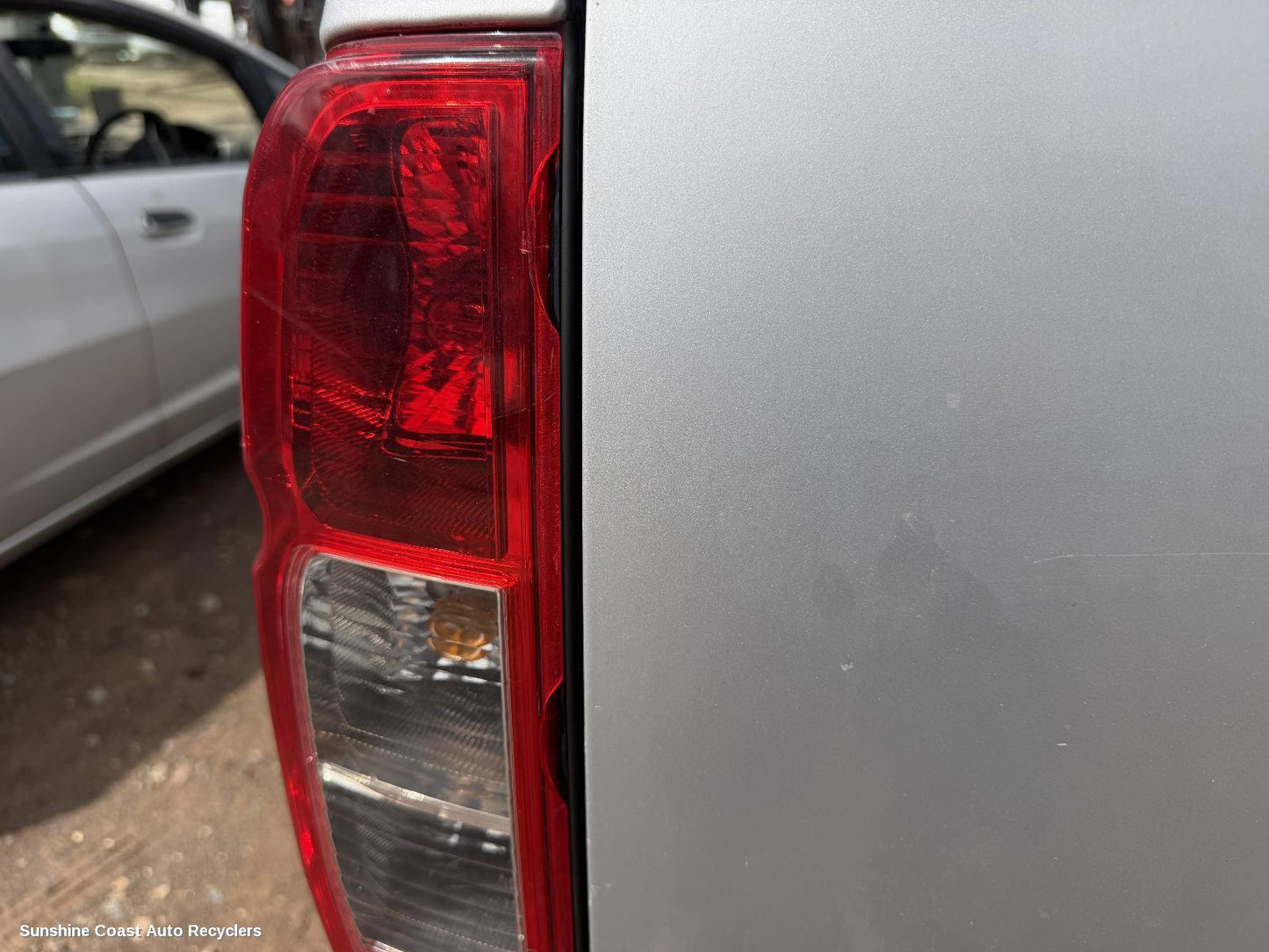2005-2015 Nissan Navara Left Taillight