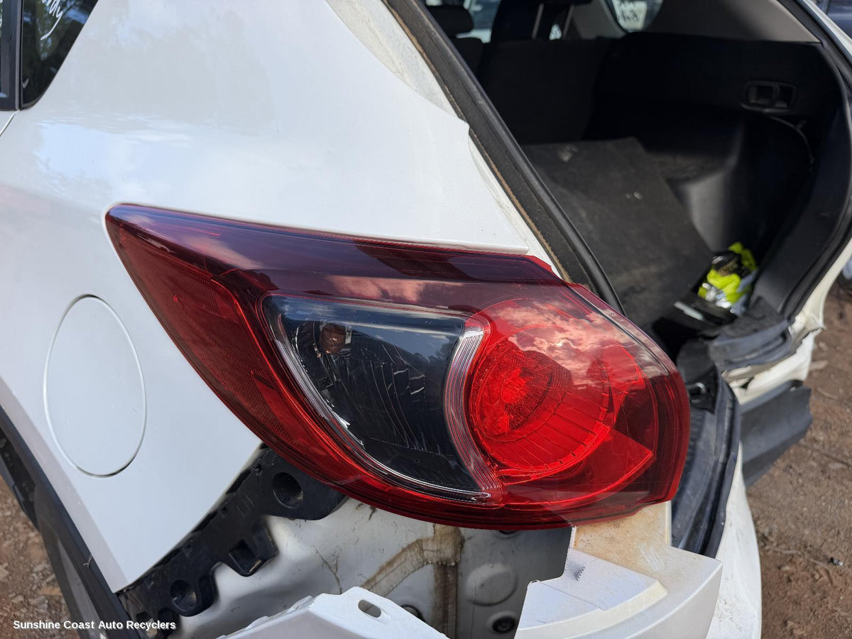 2012-2016 Mazda Cx5 Left Taillight
