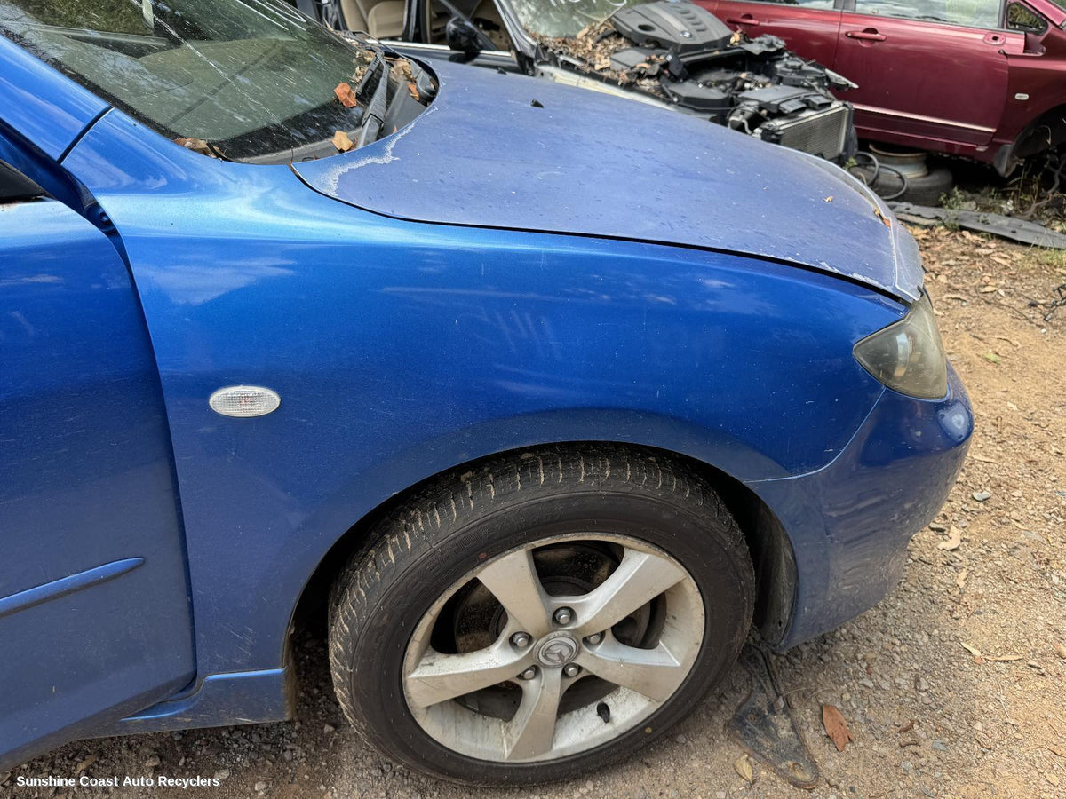 2003-2009 Mazda 3 Right Guard