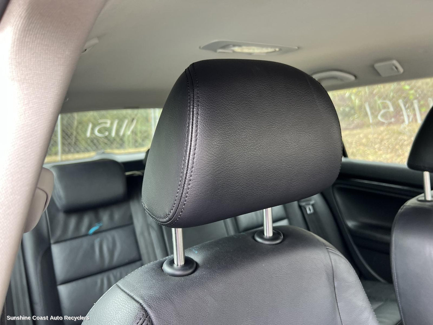 2011 Volkswagen Golf Headrest