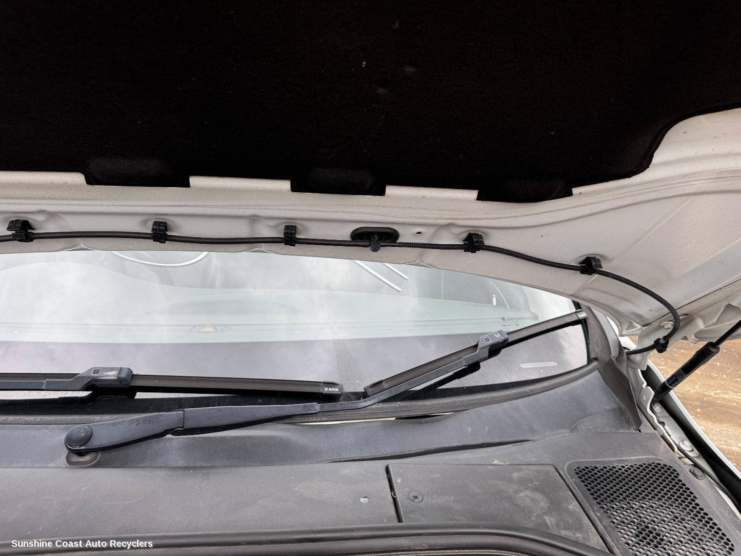 2012 Volvo S60/v60 Wiper Arm