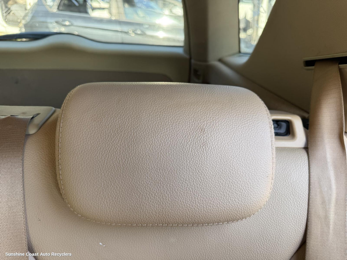 2005-2011 Mercedes M Class Headrest