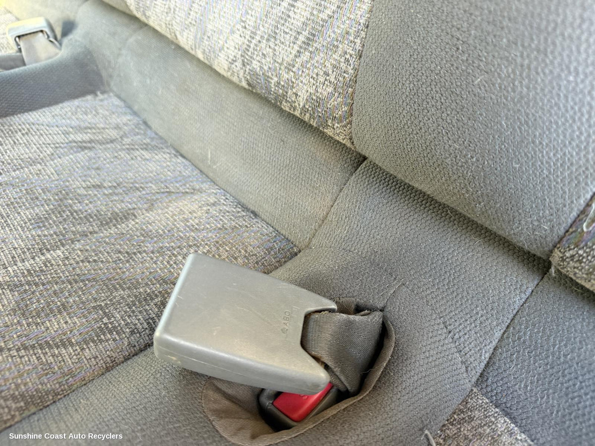 1998-2007 Toyota Landcruiser Seatbelt Stalk