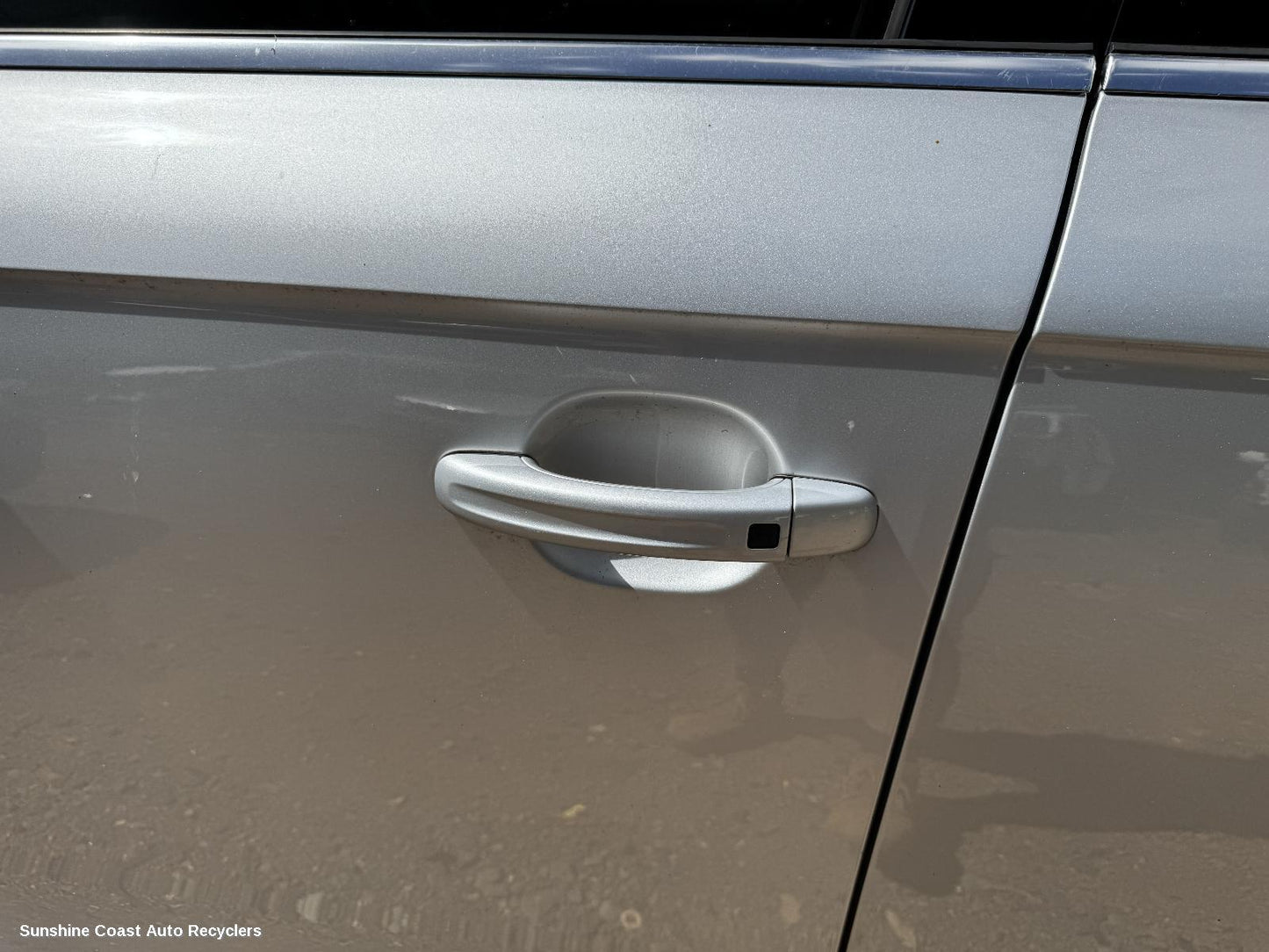 2010 Audi Q7 Door Handle