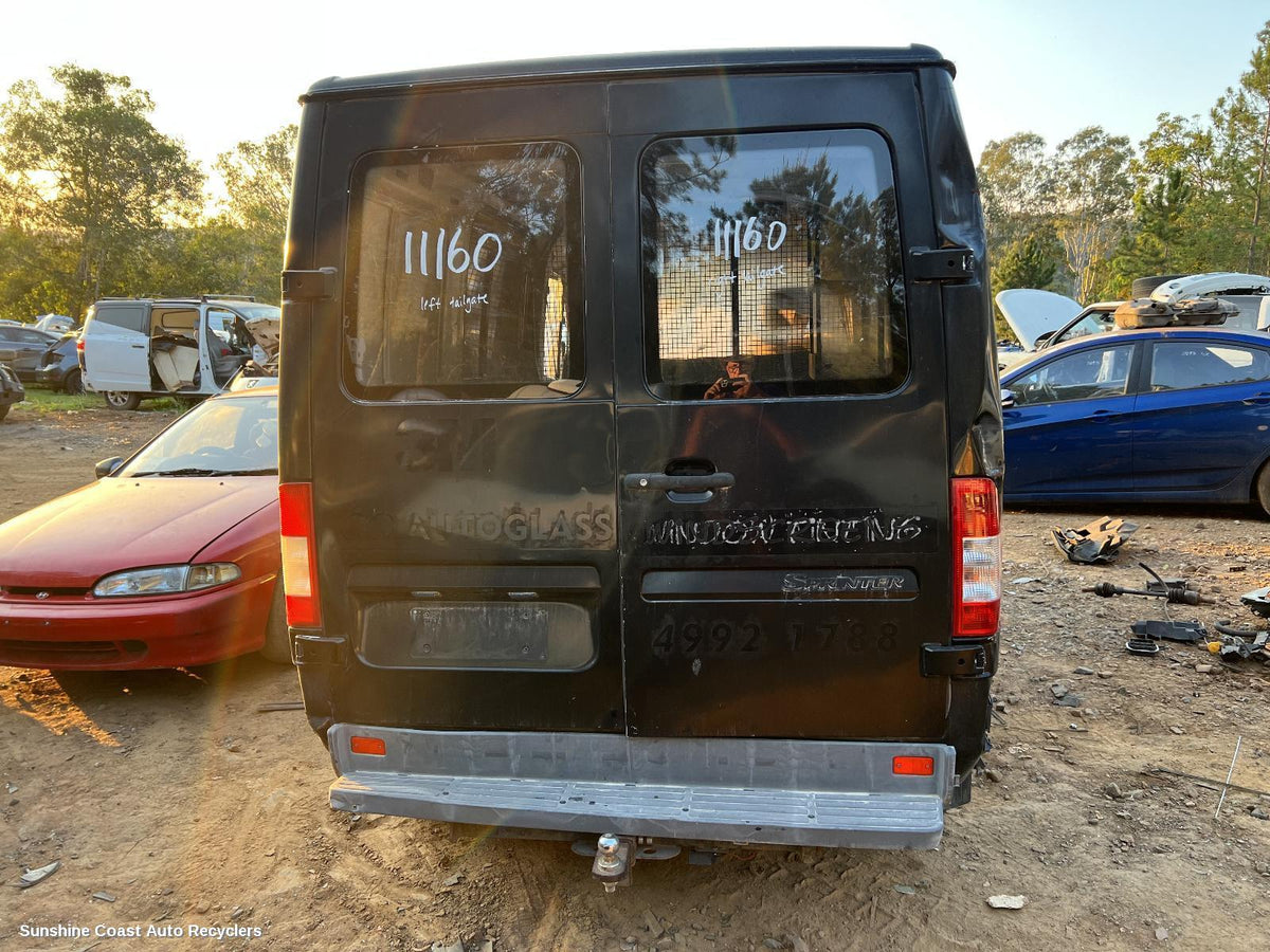 2000-2006 Mercedes Sprinter Rear Bumper