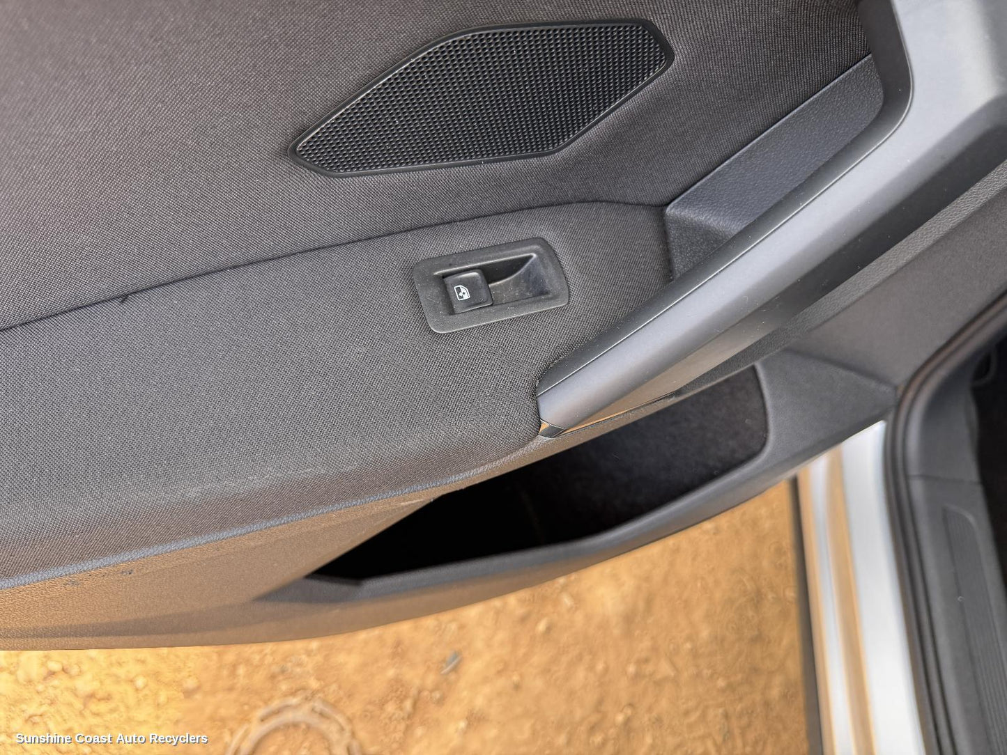 2022 Volkswagen Tiguan Pwr Dr Wind Switch